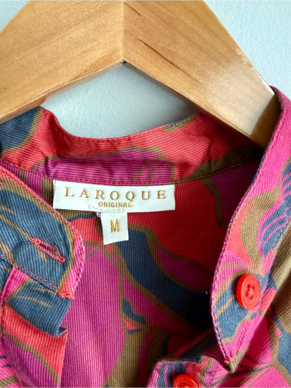 LaRoque Bailey Blouse Medium - Picture 2 of 5